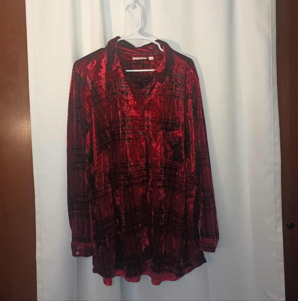 Belle Kim Gravel Women's Crushed Velvet Button Up Top 3X Red Plaid Festive Cozy